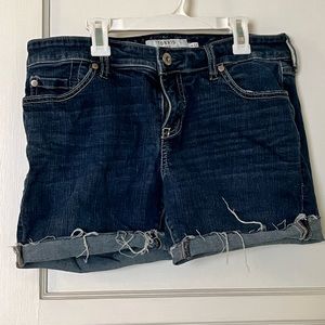 Torrid Mid-Rise medium wash denim shorts size 12